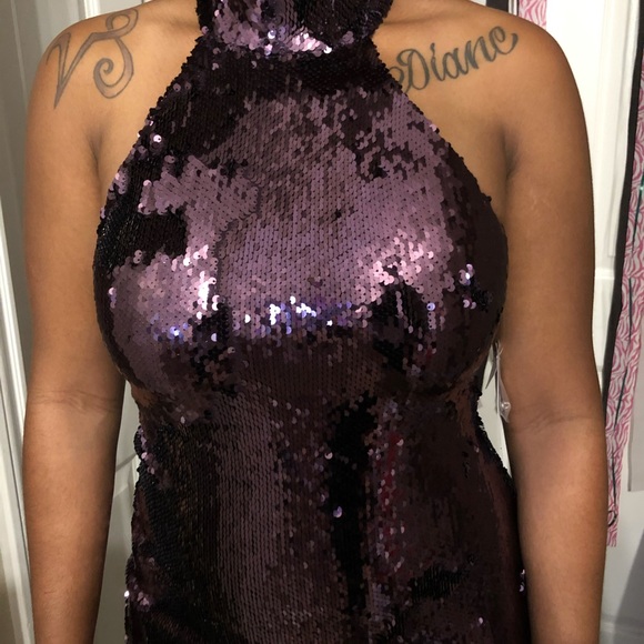 Premier Amour Sequined Dress - Picture 3 of 3